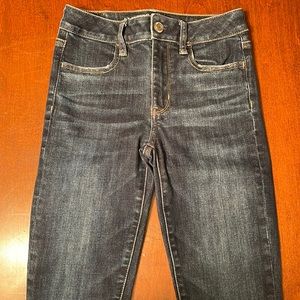 American Eagle dark blue women’s jeans